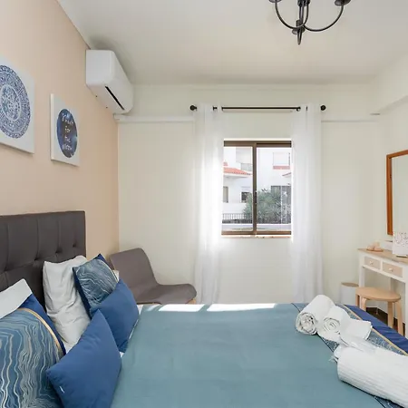 Algarvian Experience - Sun, And Pool * Albufeira