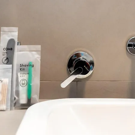 Algarvian Experience - Sun, And Pool Albufeira